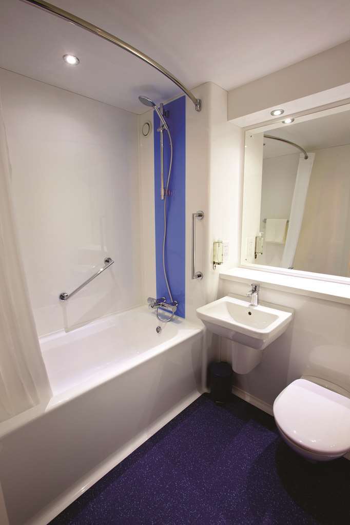 Travelodge Liverpool Docks الغرفة الصورة